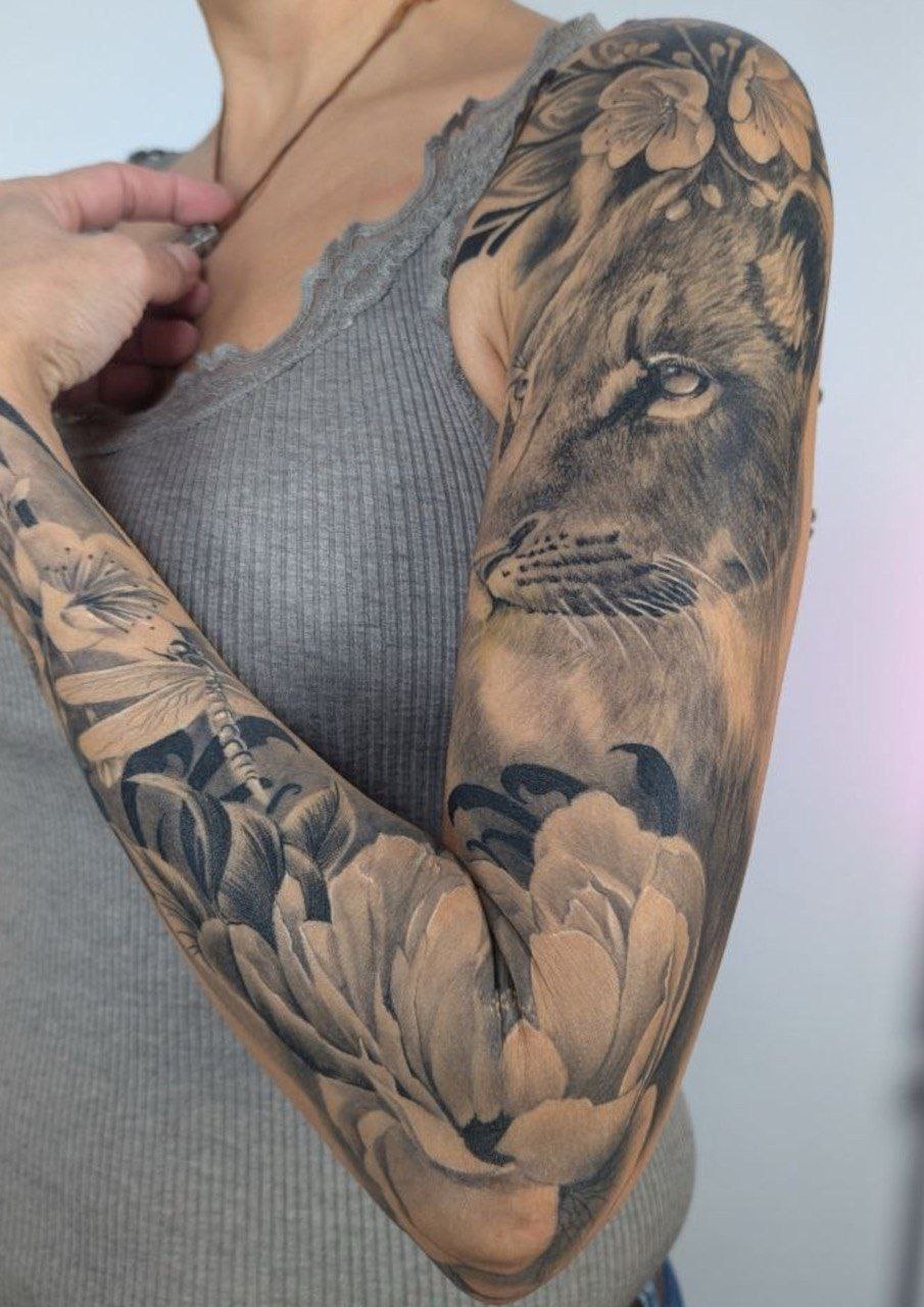 Lion · Botanical